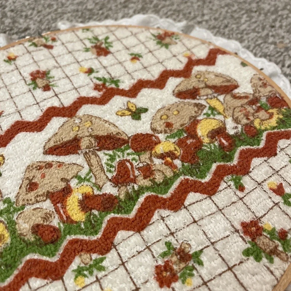 Vtg 60s MOD POP Wall ART Mushroom Flower Kitchen Towel Cannon Butterfly Lace 11